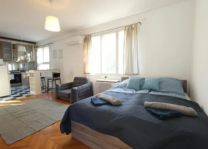 Golden Pear Apartman